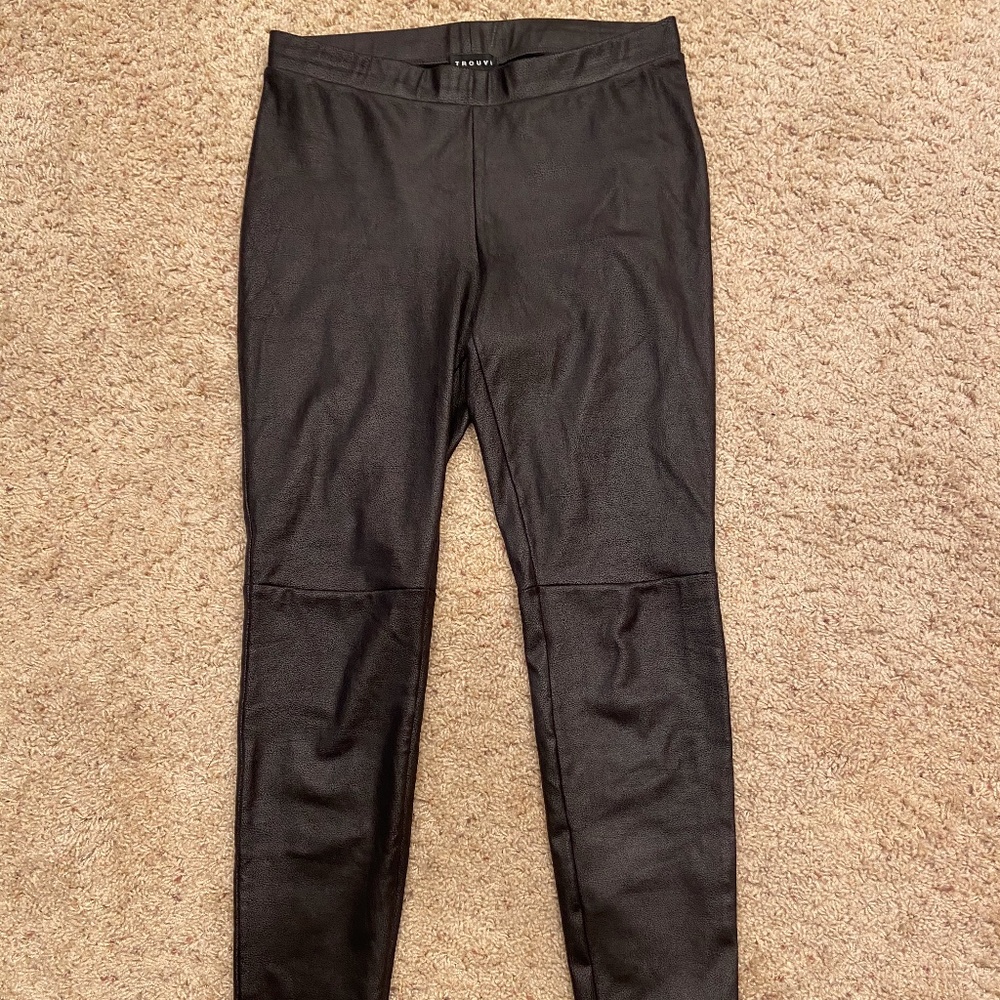Black Trouve Leggings